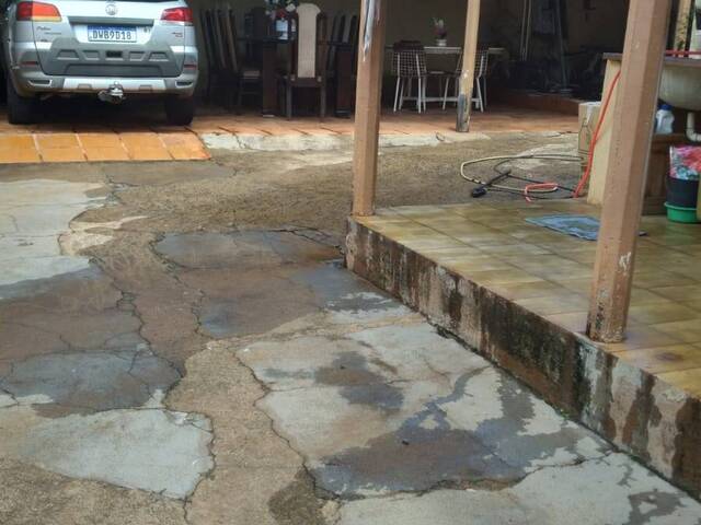 #1677 - Casa para Venda em Franca - SP