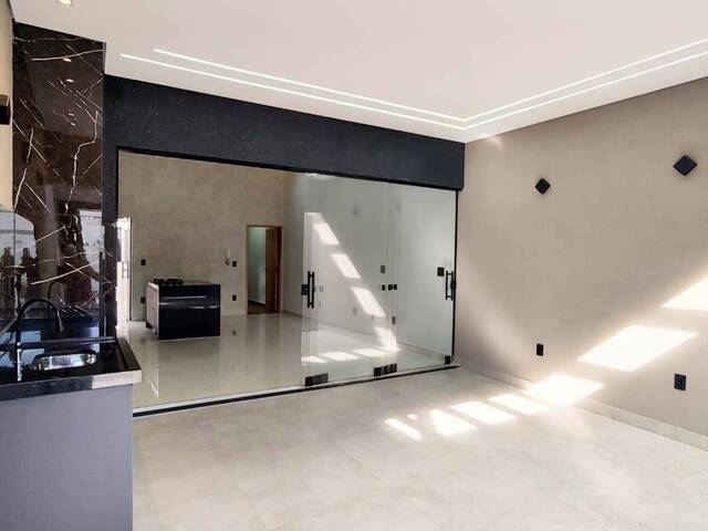 #1678 - Casa para Venda em Franca - SP