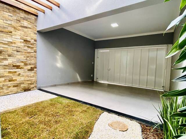 #1699 - Casa para Venda em Franca - SP