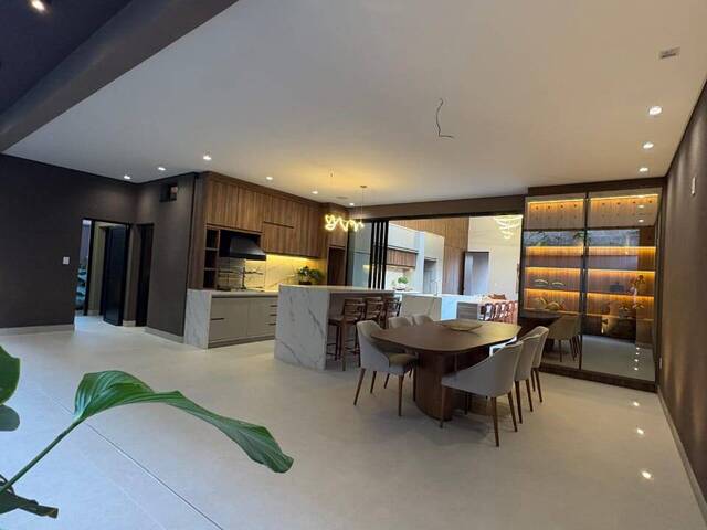 #1712 - Casa para Venda em Franca - SP