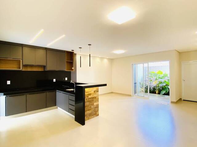 #1722 - Apartamento para Venda em Franca - SP