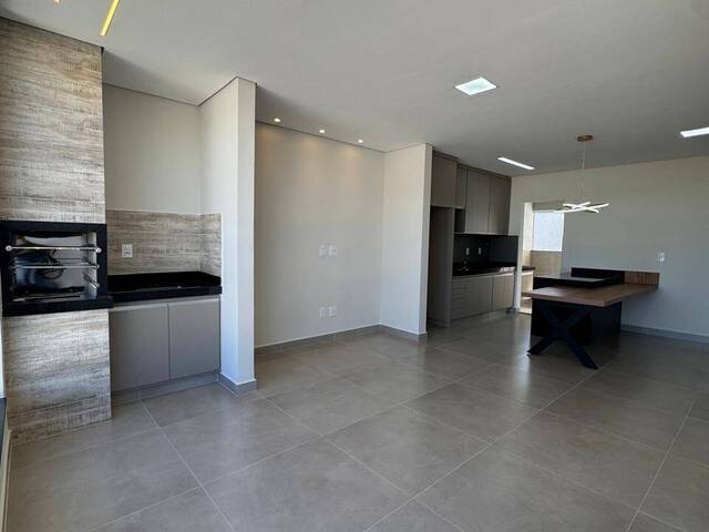 #1727 - Apartamento para Venda em Franca - SP