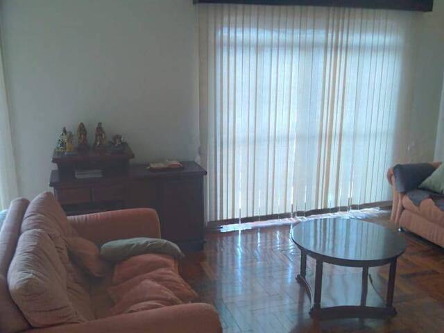 #1735 - Casa para Venda em Franca - SP
