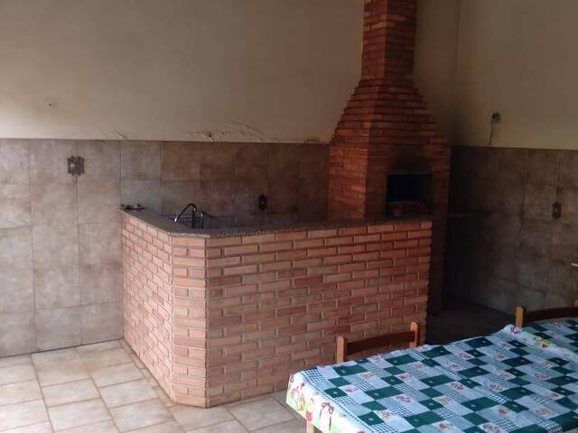 #1735 - Casa para Venda em Franca - SP