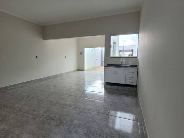 #1741 - Casa para Venda em Franca - SP
