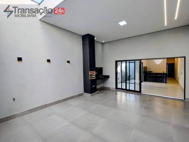 #1761 - Casa para Venda em Franca - SP