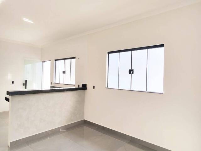 #1762 - Casa para Venda em Franca - SP