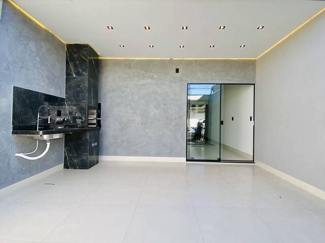 #1776 - Casa para Venda em Franca - SP