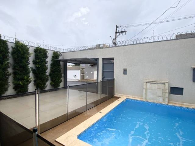 #1793 - Casa para Venda em Franca - SP