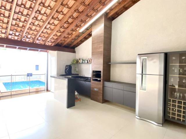 #1793 - Casa para Venda em Franca - SP