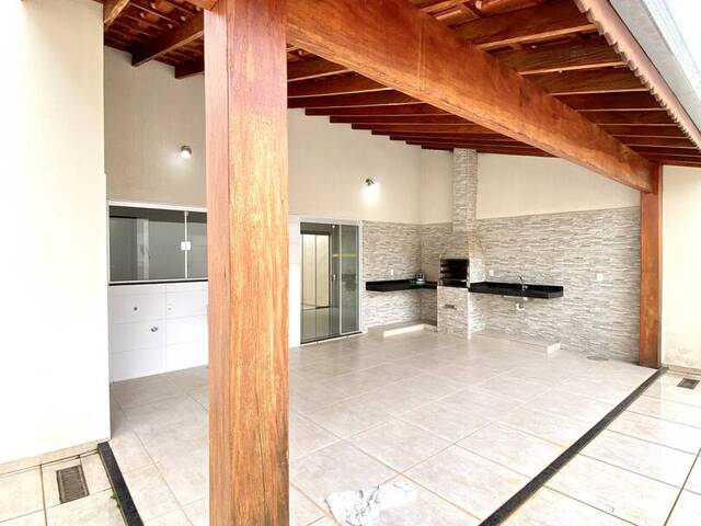 #1810 - Casa para Venda em Franca - SP