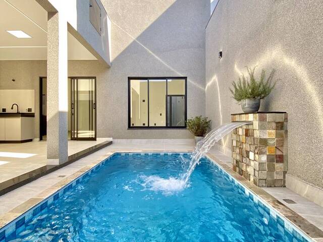 #1843 - Casa para Venda em Franca - SP